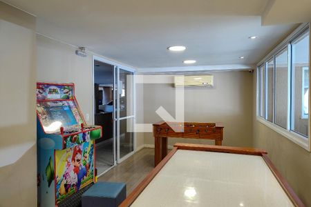Apartamento à venda com 60m², 2 quartos e sem vaga Apartamento à venda com 60m², 2 quartos e sem vagaÁrea comum - Sala de jogos