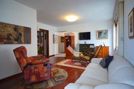 Sala de apartamento à venda com 3 quartos, 131m² em São João, Porto Alegre