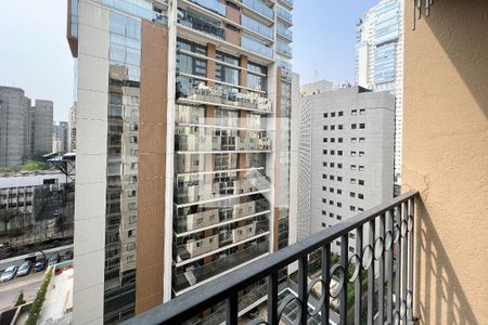 Sacada de apartamento à venda com 2 quartos, 72m² em Vila Olímpia, São Paulo