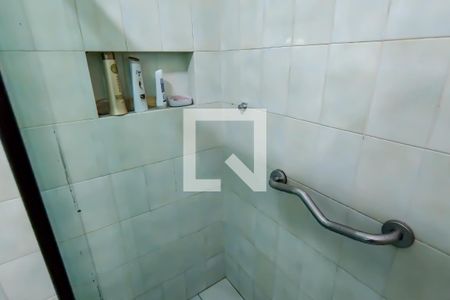 banheiro social de casa à venda com 3 quartos, 150m² em Taquara, Rio de Janeiro