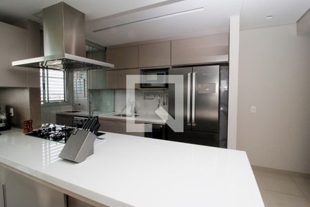 Cozinha de apartamento à venda com 2 quartos, 87m² em Sagrada Família, Belo Horizonte