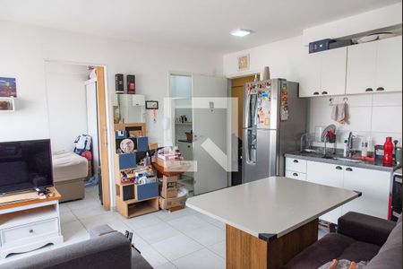 Sala/cozinha de apartamento à venda com 1 quarto, 34m² em Cambuci, São Paulo