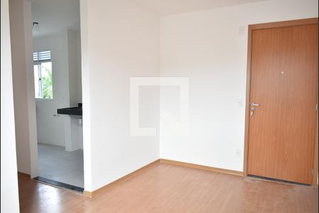 Sala de apartamento para alugar com 2 quartos, 45m² em Guaratiba, Rio de Janeiro