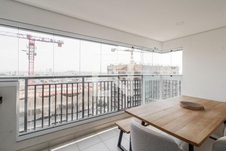 Sala de apartamento à venda com 2 quartos, 84m² em Vila Guilhermina, São Paulo