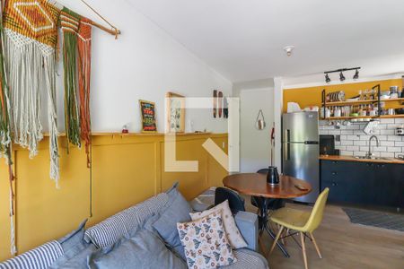 Sala de apartamento à venda com 2 quartos, 45m² em Ieiri, Várzea Paulista