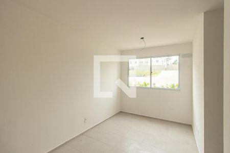 Sala de apartamento para alugar com 2 quartos, 45m² em Guaratiba, Rio de Janeiro