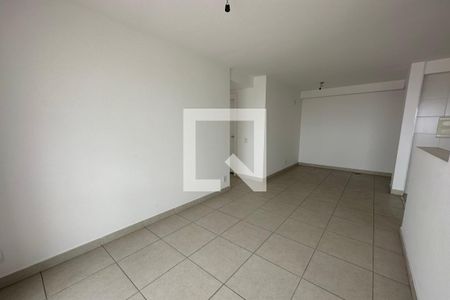 Sala de apartamento para alugar com 2 quartos, 70m² em Anil, Rio de Janeiro