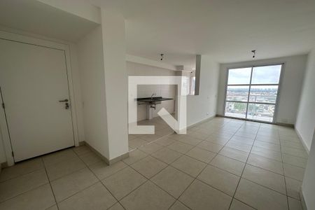 Sala de apartamento para alugar com 2 quartos, 70m² em Anil, Rio de Janeiro