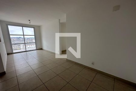 Sala de apartamento para alugar com 2 quartos, 70m² em Anil, Rio de Janeiro