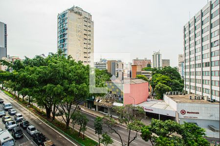 Vista Sala/Quarto de kitnet/studio à venda com 1 quarto, 33m² em Consolação, São Paulo