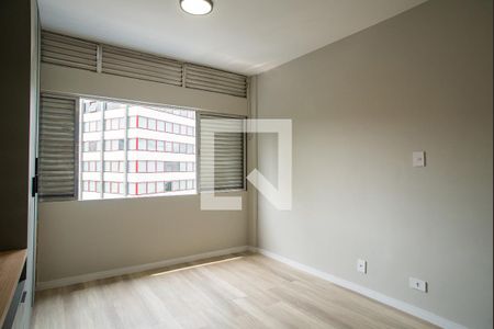 Sala/Quarto de kitnet/studio à venda com 1 quarto, 33m² em Consolação, São Paulo