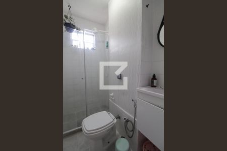 Banheiro de apartamento à venda com 1 quarto, 38m² em Curicica, Rio de Janeiro