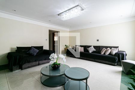 Sala de casa à venda com 4 quartos, 320m² em Vila Aricanduva, São Paulo
