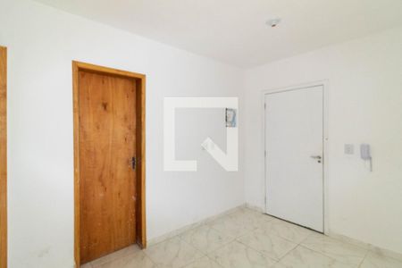 Sala de apartamento para alugar com 2 quartos, 50m² em Vila Esperança, São Paulo