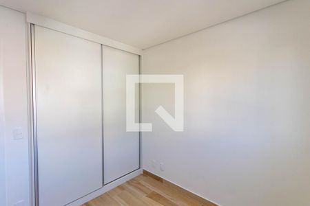 Quarto de apartamento à venda com 3 quartos, 101m² em Caiçara-adelaide, Belo Horizonte