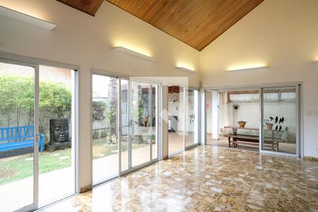 Sala de casa à venda com 4 quartos, 394m² em Jardim São Caetano, São Caetano do Sul