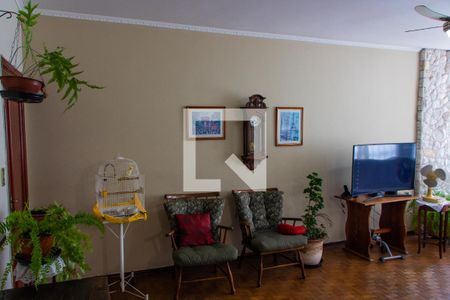 Sala de apartamento à venda com 3 quartos, 150m² em Vila Itapura, Campinas