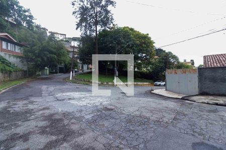 Casa à venda com 130m², 2 quartos e 1 vaga Casa à venda com 130m², 2 quartos e 1 vagaVista da Rua