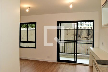 Sala/Quarto integrados de kitnet/studio para alugar com 1 quarto, 27m² em Pinheiros, São Paulo