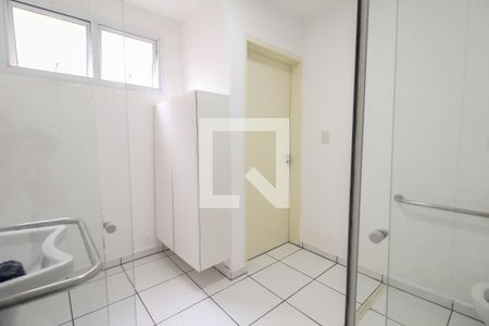 Banheiro de apartamento para alugar com 1 quarto, 37m² em Brás, São Paulo