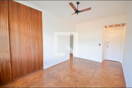 Sala de apartamento para alugar com 2 quartos, 75m² em Grajau, Rio de Janeiro