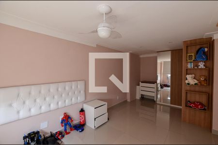 Quarto  de apartamento à venda com 3 quartos, 200m² em Icaraí, Niterói