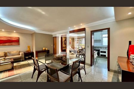 Sala  de apartamento à venda com 4 quartos, 150m² em Cidade Nova, Belo Horizonte