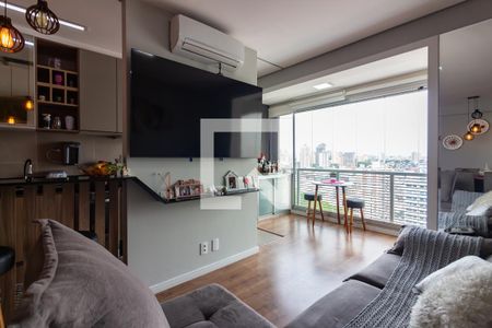 Sala de apartamento à venda com 2 quartos, 60m² em Centro, Osasco