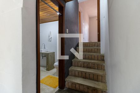 Escada de casa à venda com 2 quartos, 95m² em Vila Brasílio Machado, São Paulo