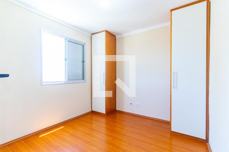 Quarto 1 de apartamento para alugar com 2 quartos, 56m² em Interlagos, São Paulo