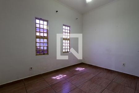 Quarto 1  de casa para alugar com 5 quartos, 247m² em Subsetor Norte - 6 (n-6), Ribeirão Preto