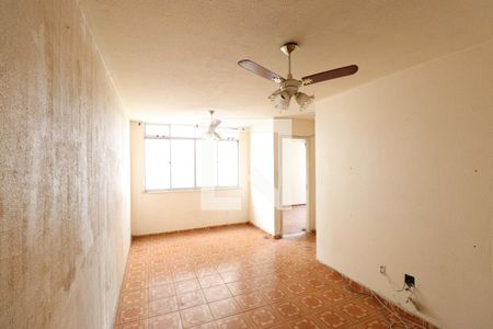 Sala de apartamento para alugar com 2 quartos, 65m² em Porto Novo, São Gonçalo