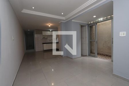 Sala de casa para alugar com 3 quartos, 100m² em Jardim Sônia Maria, São Paulo