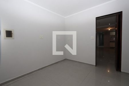 Quarto 1 de casa para alugar com 3 quartos, 100m² em Jardim Sônia Maria, São Paulo