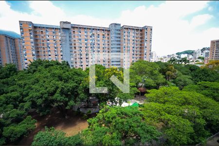 Vista do Quarto 1 de apartamento para alugar com 2 quartos, 69m² em Vila Isabel, Rio de Janeiro