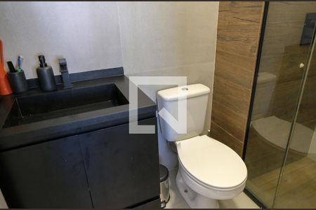 Banheiro de apartamento para alugar com 1 quarto, 36m² em Pinheiros, São Paulo