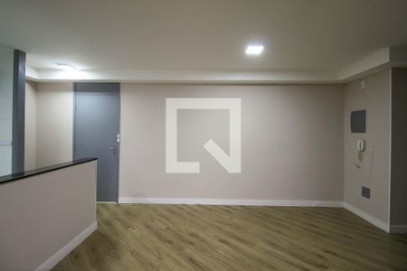 Sala de apartamento para alugar com 2 quartos, 69m² em Vila Lucia, São Paulo