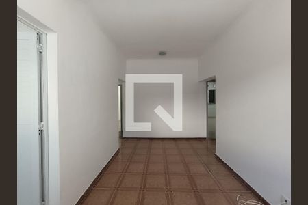 Sala de TV de casa à venda com 6 quartos, 250m² em Vila Anglo Brasileira, São Paulo
