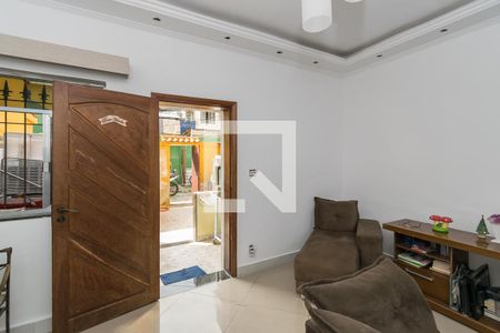 Sala de apartamento à venda com 2 quartos, 150m² em Olaria, Rio de Janeiro