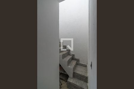 Hall do 2º andar - Acesso ao terraço de apartamento à venda com 2 quartos, 150m² em Olaria, Rio de Janeiro