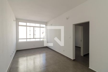 Sala de apartamento à venda com 3 quartos, 89m² em Vila Buarque, São Paulo