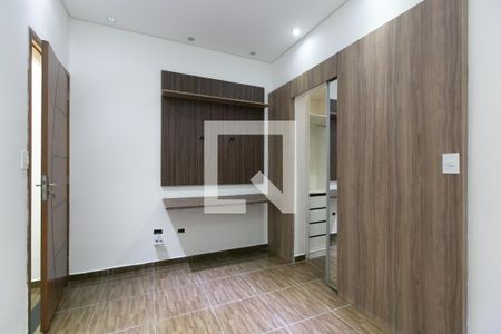 Suíte de casa para alugar com 2 quartos, 115m² em Vila Rosaria, São Paulo