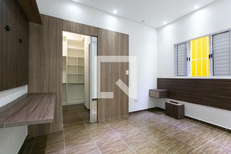 Suíte de casa para alugar com 2 quartos, 115m² em Vila Rosaria, São Paulo