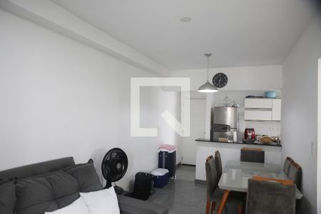 Sala de apartamento para alugar com 2 quartos, 68m² em Ocian, Praia Grande