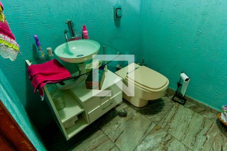 Lavabo de casa à venda com 3 quartos, 180m² em Vila Ivone, São Paulo