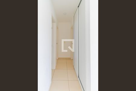 Corredor de apartamento para alugar com 2 quartos, 52m² em Ouro Preto, Belo Horizonte