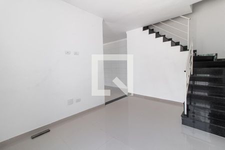 Sala de casa para alugar com 3 quartos, 94m² em Jardim Ponte Rasa, São Paulo