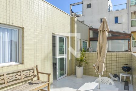 Apartamento à venda com 134m², 3 quartos e 2 vagas Apartamento à venda com 134m², 3 quartos e 2 vagasQuintal