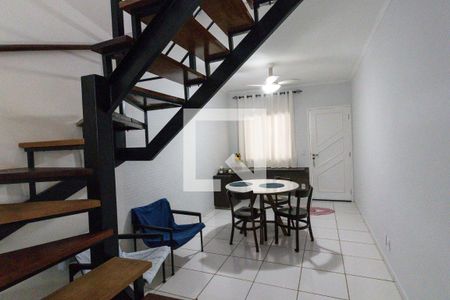 Sala de casa de condomínio para alugar com 3 quartos, 150m² em Parque Residencial Lagoinha, Ribeirão Preto