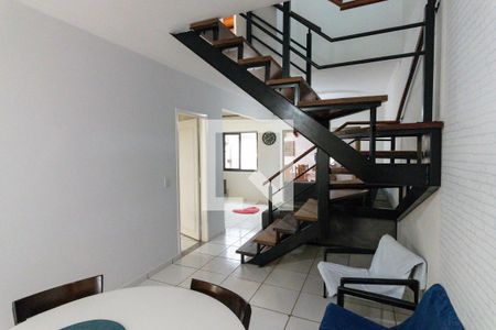 Sala de casa de condomínio para alugar com 3 quartos, 150m² em Parque Residencial Lagoinha, Ribeirão Preto